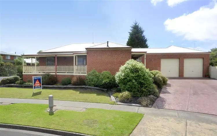 4 Viewbay Drive, Leopold VIC 3224