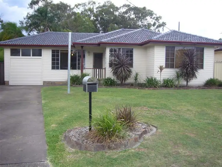Main view of Homely house listing, 33 Raggatt Crescent, Edgeworth NSW 2285