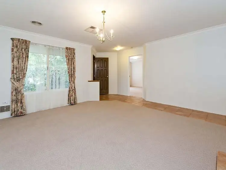 Sixth view of Homely house listing, 1 Horseshoe Court, Kelmscott WA 6111