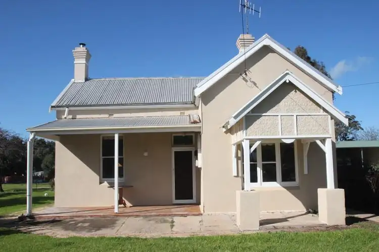 33-35 Bruton Street, Tocumwal NSW 2714