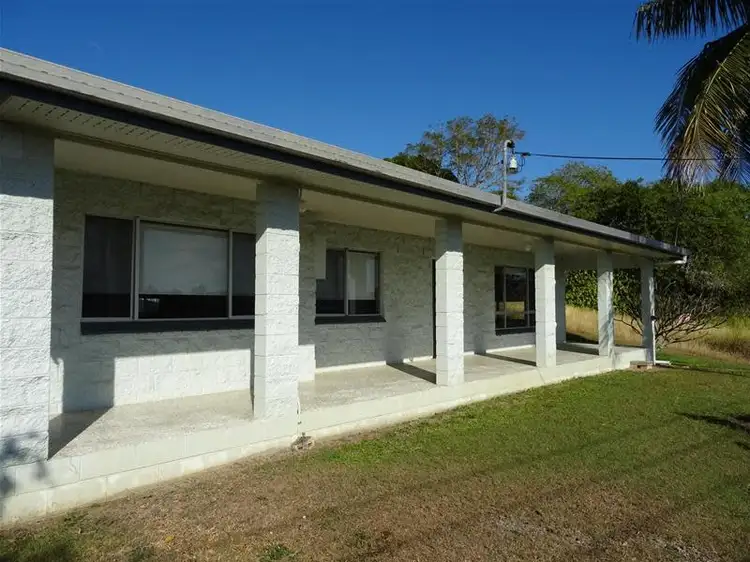 2 Sunset Drive, Sarina Beach QLD 4737
