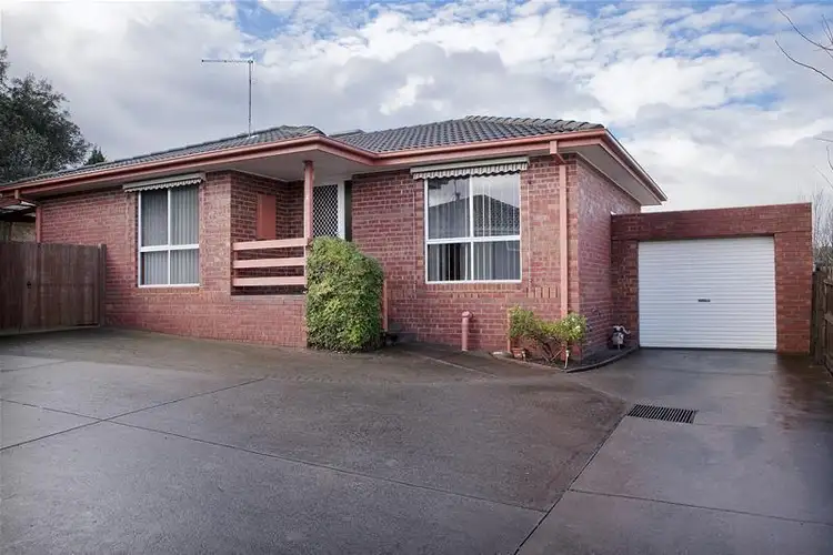 2/64 Arthur Phillip Drive, Endeavour Hills VIC 3802
