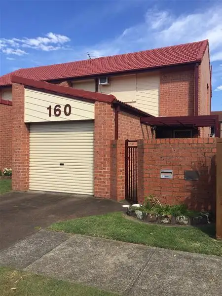 Main view of Homely unit listing, 2/160 Bruce Street, Cooks Hill NSW 2300