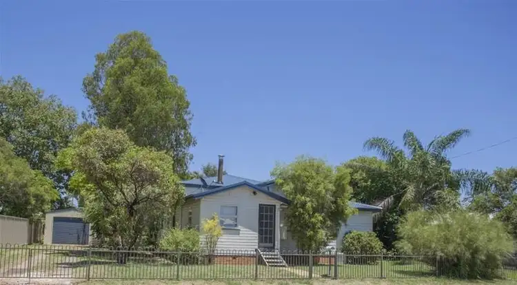 6 Wood Street, Chinchilla QLD 4413