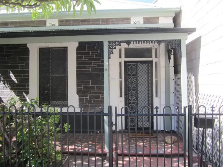 9 Cairns Street, Adelaide SA 5000