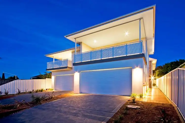 90 Bay Road, Blue Bay NSW 2261