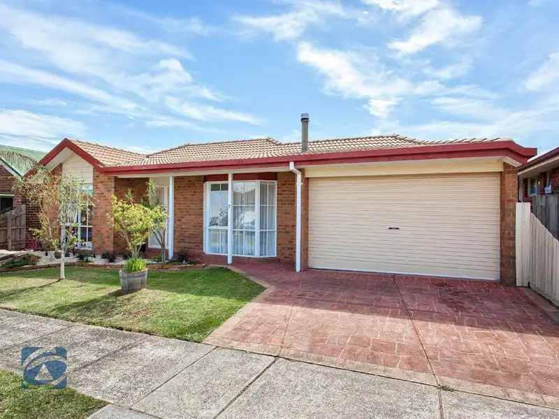 Main view of Homely house listing, 7 Elda  Court, Cranbourne North VIC 3977