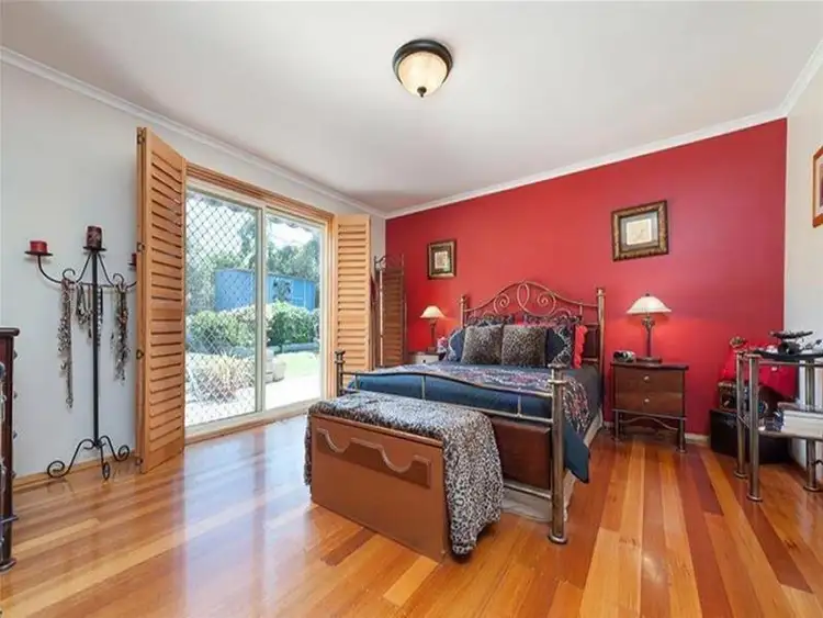 Fifth view of Homely house listing, 13 Isaacs Close, Sunbury VIC 3429