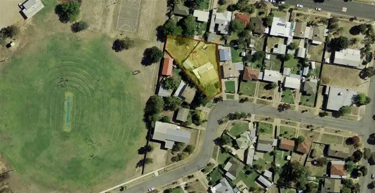 Second view of Homely house listing, 11 Malta Crescent, Ashmont NSW 2650
