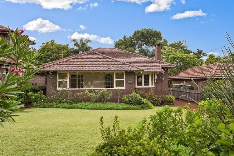 81 Duntroon Avenue, Roseville Chase NSW 2069