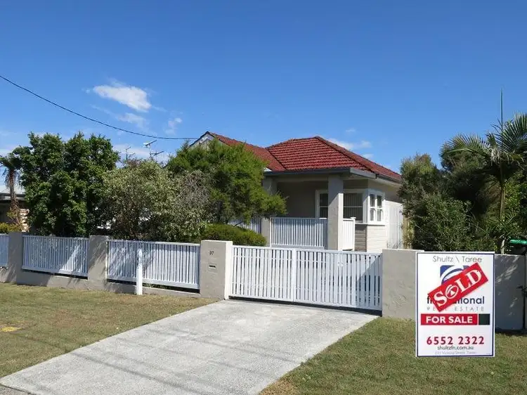 37 Edinburgh Drive, Taree NSW 2430