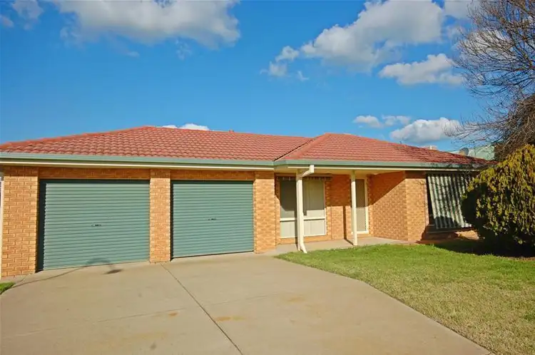 8 Kurrajong  Avenue, Forest Hill NSW 2651