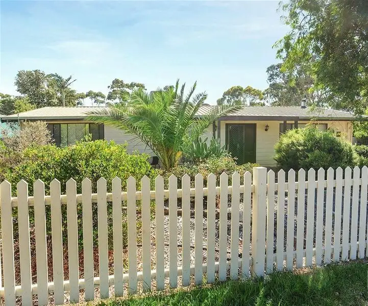 4 Nicol Street, Mclaren Vale SA 5171