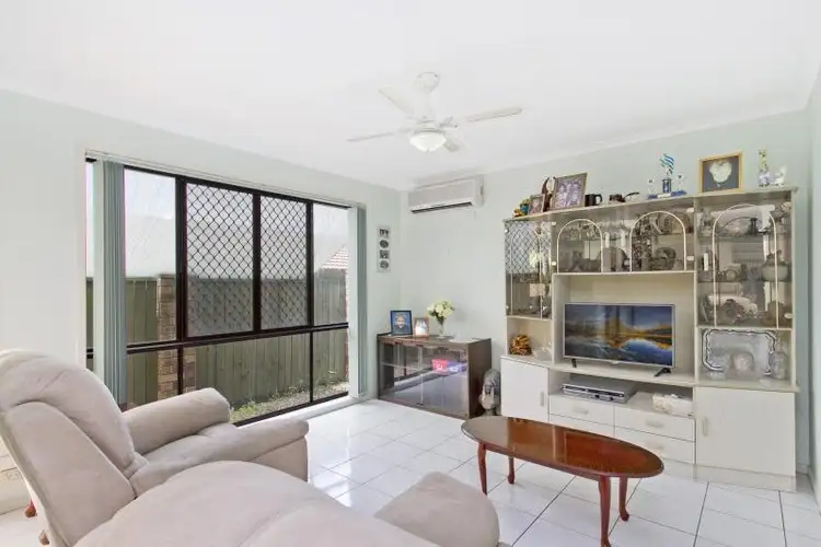 Fourth view of Homely semi-detached listing, 1/21 Oasis Crescent, Elanora QLD 4221