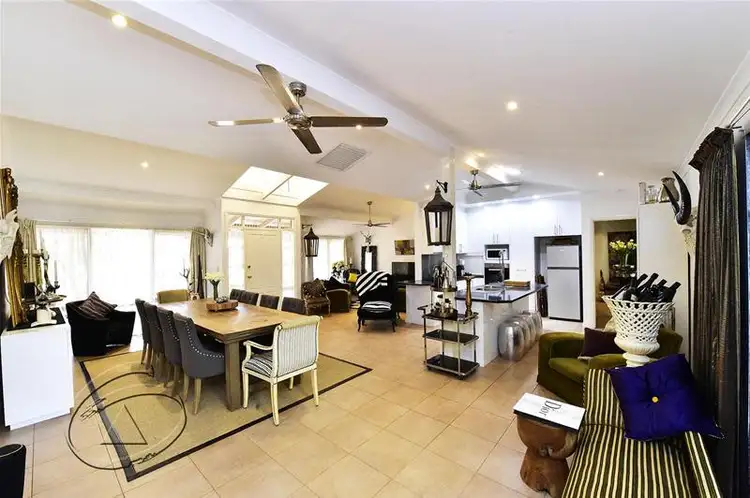 6 Cromwell Drive, Desert Springs NT 870