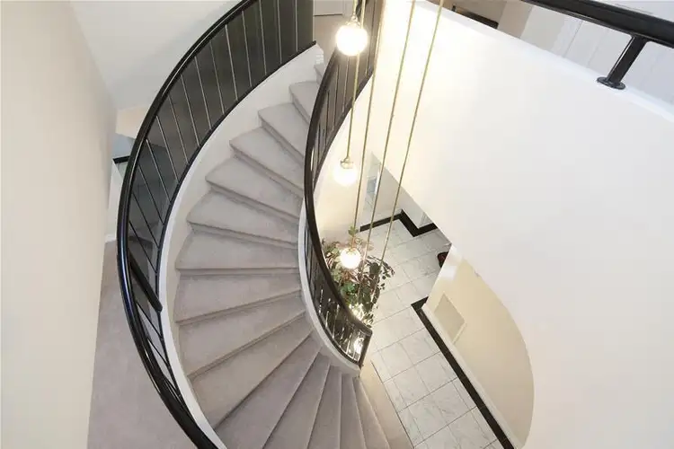 Sixth view of Homely house listing, 3 Samaher Court, Endeavour Hills VIC 3802