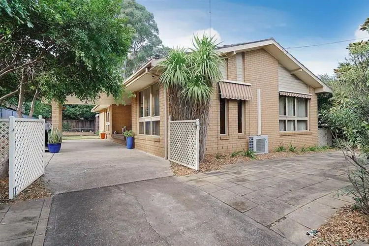 4 McCrae Drive, Camden South NSW 2570