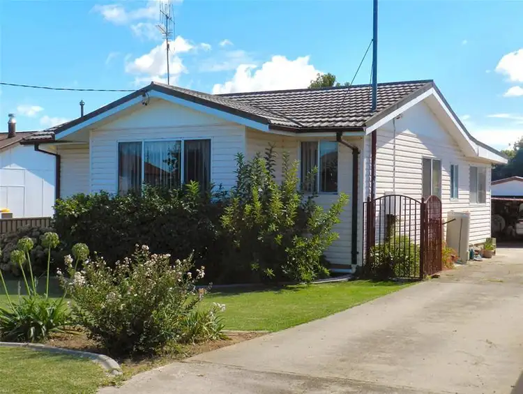 5 Hope Street, Yass NSW 2582
