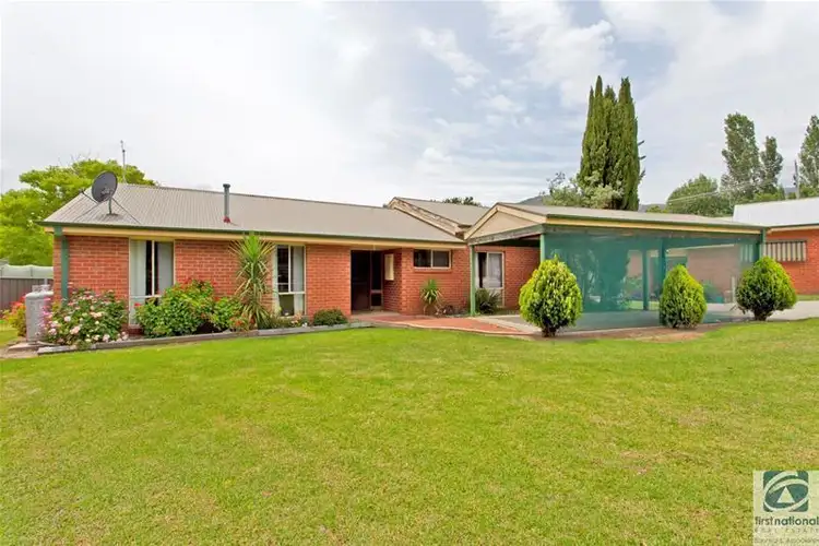 Main view of Homely unit listing, 4/7 Tooma Street, Tallangatta VIC 3700