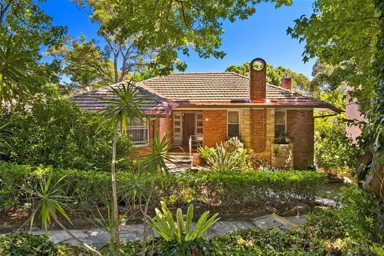 19 Heights Crescent, Middle Cove NSW 2068