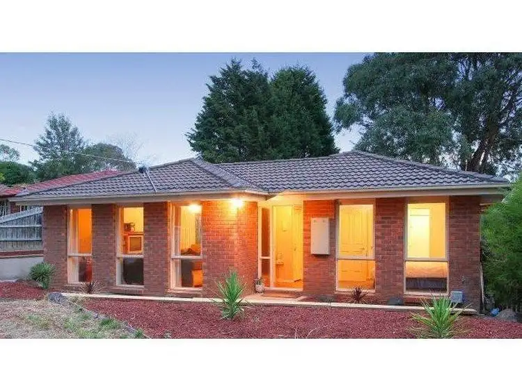 6 Tanya Court, Croydon Hills VIC 3136