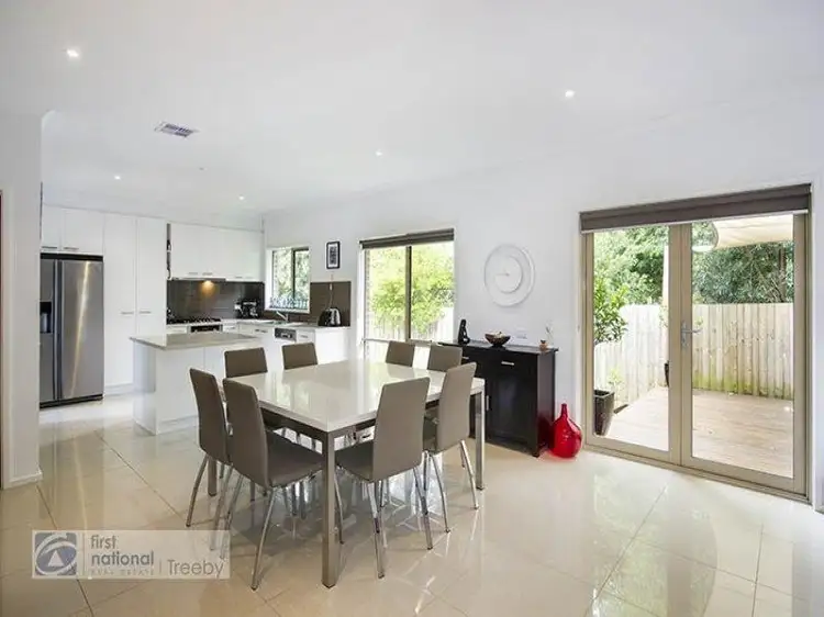 Main view of Homely townhouse listing, 3/164 Dorset Road, Croydon VIC 3136