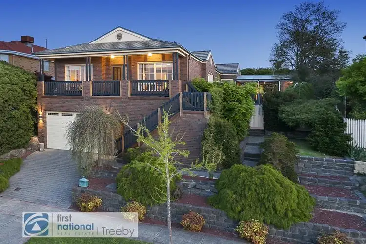 4 Ridgeview Avenue, Chirnside Park VIC 3116