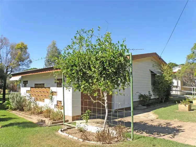 18 Benn Street, Biloela QLD 4715