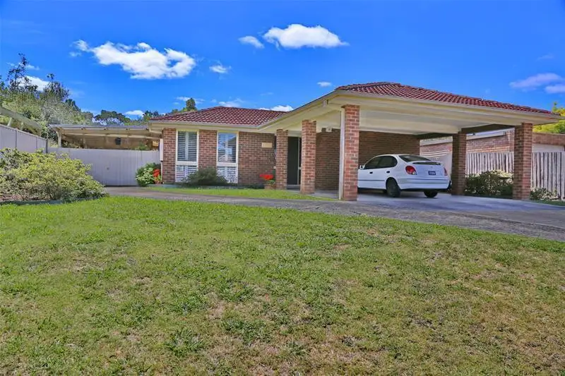 Main view of Homely house listing, 10 Eildon Road, Endeavour Hills VIC 3802
