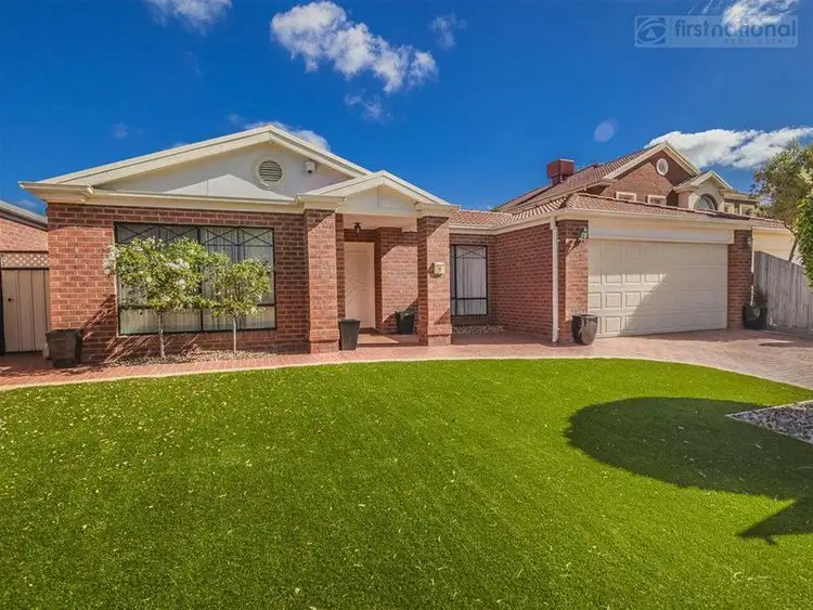 9 Santa Cruz Boulevard, Roxburgh Park VIC 3064