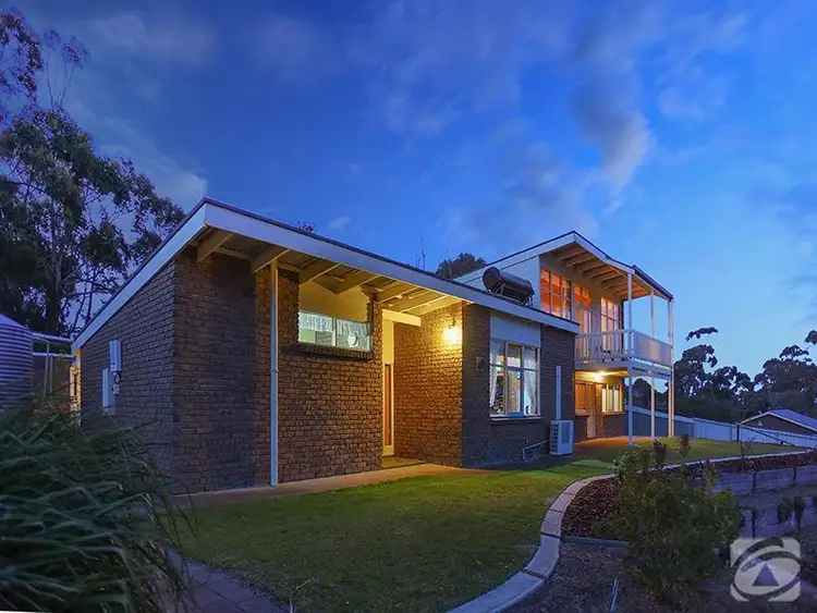 10 Ian Street, Mount Compass SA 5210