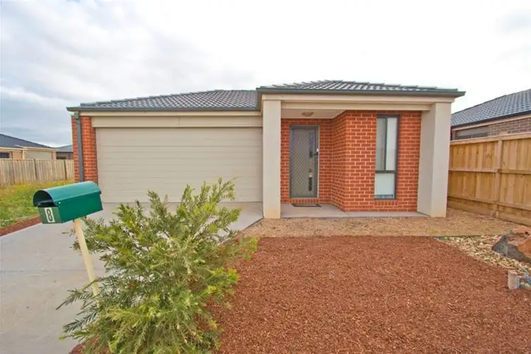 8 Shaheen Court, Melton West VIC 3337
