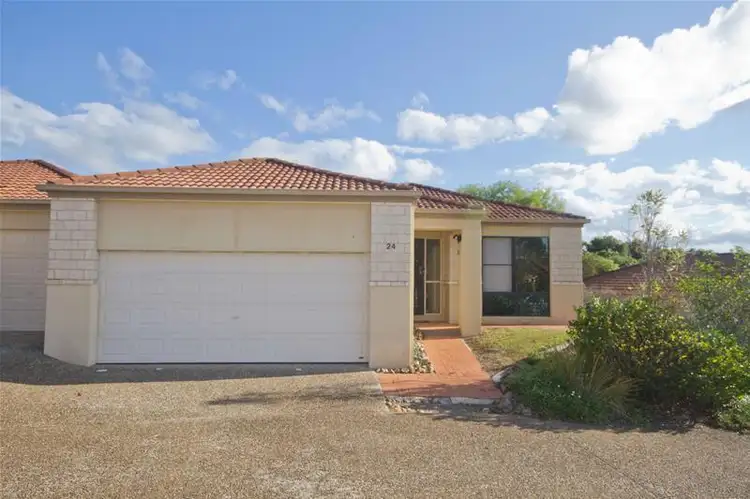 24/24 Amsonia Court, Arundel QLD 4214