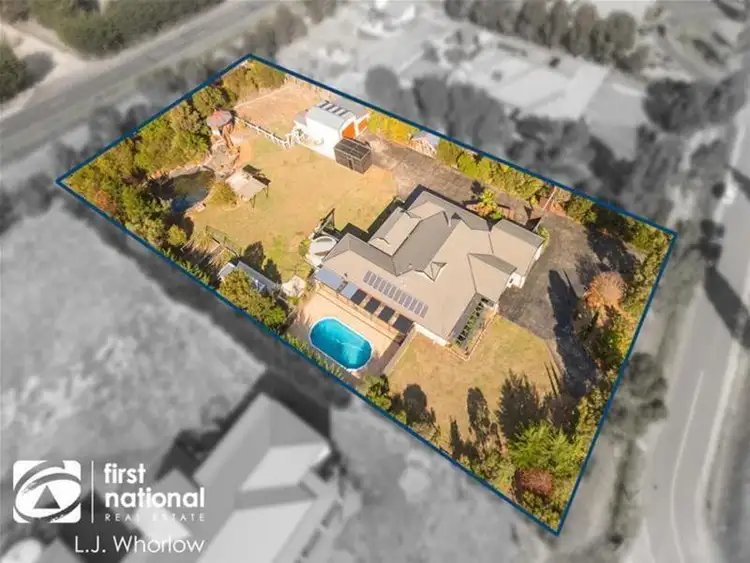 42 Highgrove Drive, Sunbury VIC 3429
