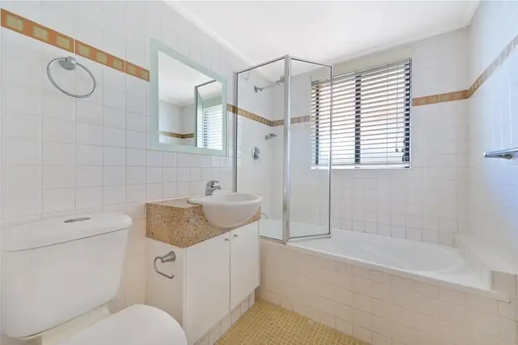 Fourth view of Homely unit listing, 1/11-13 Clarence Avenue, Dee Why NSW 2099