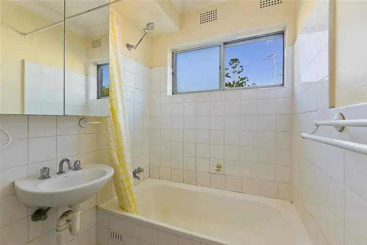 Fourth view of Homely unit listing, 3/3 Regent Street, Dee Why NSW 2099