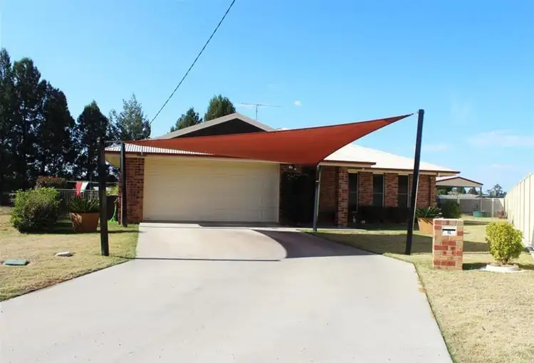 9 Davidson Court, Chinchilla QLD 4413