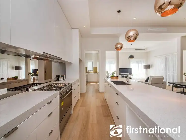Third view of Homely house listing, 10 Araluen Rise, Narre Warren VIC 3805