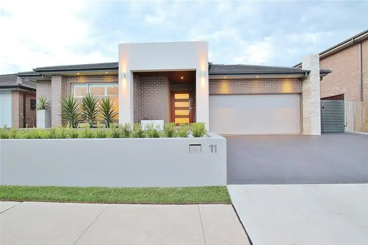 11 Central Avenue, Oran Park NSW 2570