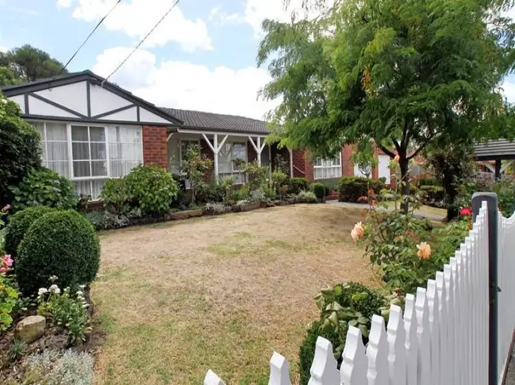1 Nerida Road, Ringwood VIC 3134