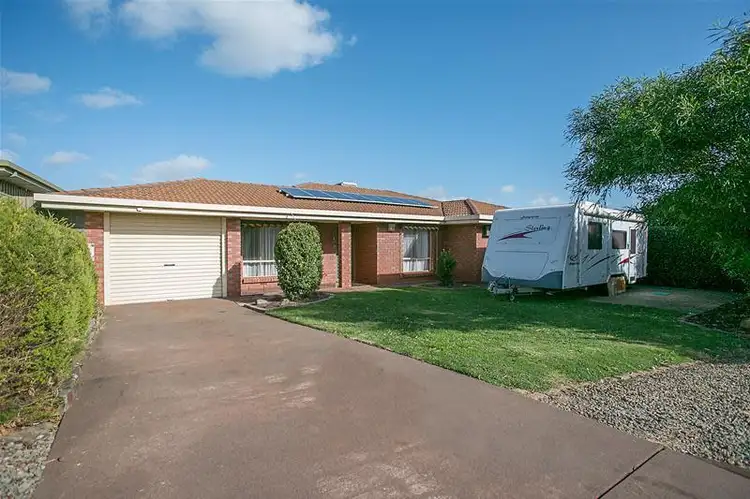 13 St Albans Road, Woodcroft SA 5162