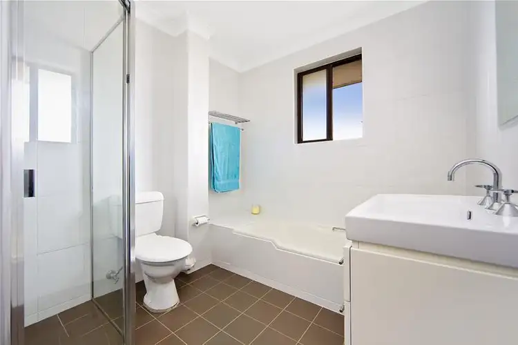 Fourth view of Homely unit listing, 8/82 Oaks Avenue, Dee Why NSW 2099