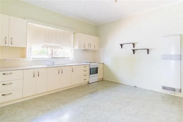 Fourth view of Homely house listing, 122 Magnolia Avenue, Mildura VIC 3500
