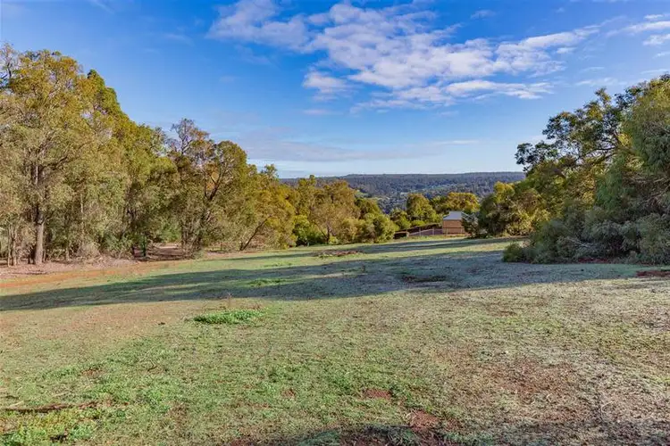110 Heritage Drive, Roleystone WA 6111
