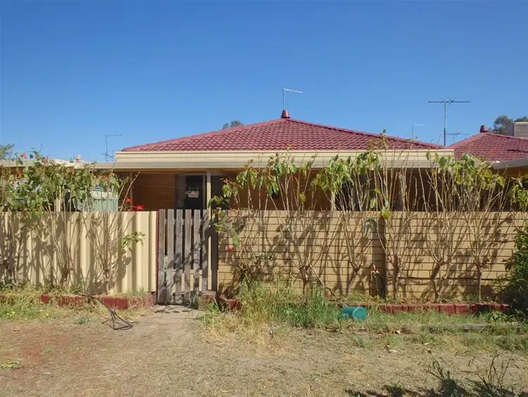 9/4 Uldina Place, Pinjarra WA 6208