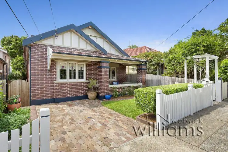 20 Bouvardia Street, Russell Lea NSW 2046
