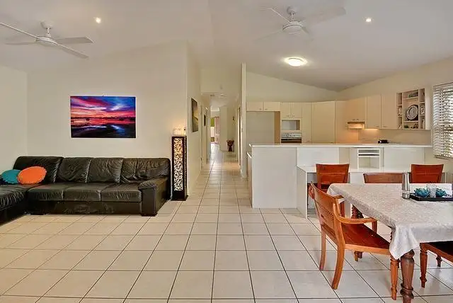 19 Oakdale Circuit, Currimundi QLD 4551
