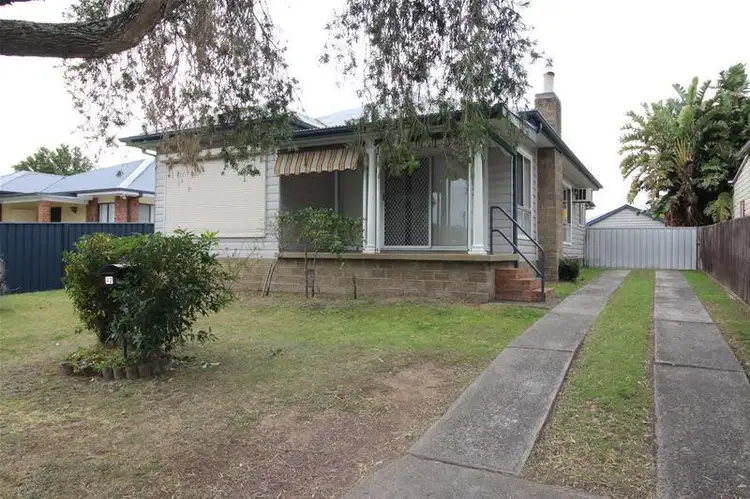 42 Desmond Street, Cessnock NSW 2325