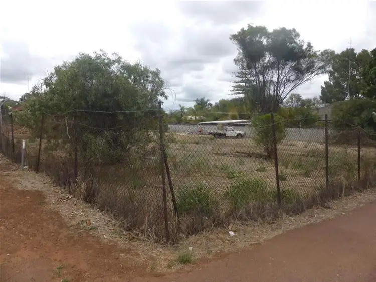 201 & 202 Duke Street, Northam WA 6401