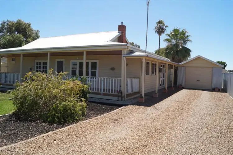 28 Trengrove Street, Numurkah VIC 3636